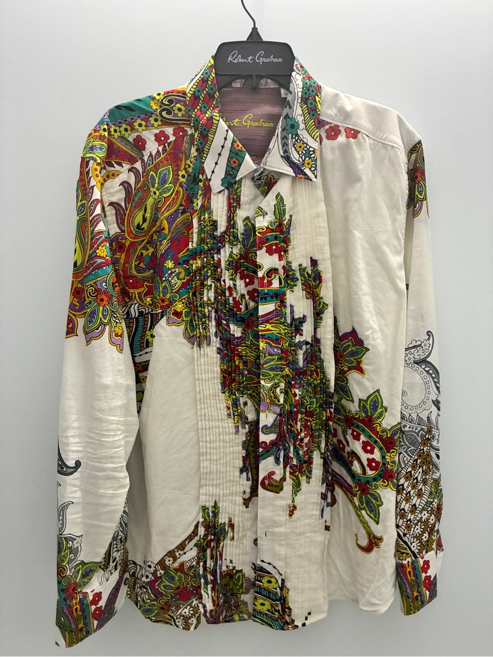Robert Graham PRISCILLA PAISLEY White & Multicolor Paisley Pleated Dress Shirt